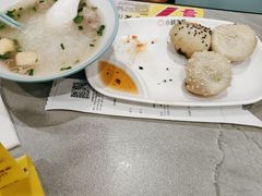-小杨生煎(白玉兰广场店)