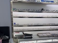 -视野联行眼镜·蔡司·尼康战略合作店(城西银泰店)