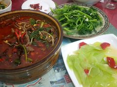 -乡土特色.冷锅鱼.牦牛肉汤锅