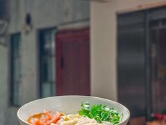 -粉八·云南米线·建水烧烤(常熟路店)