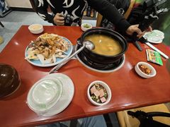 -菌之家·专业纯野生菌火锅·特色炒菌