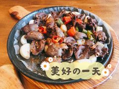 -老东镇啤酒屋海鲜加工·蒸汽海鲜·海鲜烧烤(台东店)