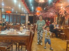 -那家老院子东北菜·饺子·小鸡炖蘑菇(艳华街店)