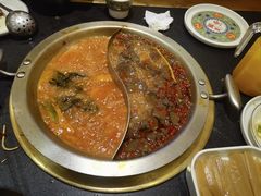 -沸炉重庆老火锅(军事博物馆店)