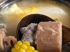-吴越荣记苏州菜·松鼠桂鱼100%活鱼现做(斜塘老街店)