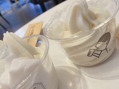 -喜茶(上海打浦桥日月光gelato lab+店)