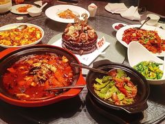 -粤尚腾香居中餐厅(首都机场希尔顿店)