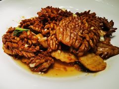 -闫府私房菜(恒隆店)