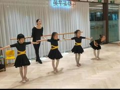 -港龙舞蹈·成人少儿舞蹈培训(深圳湾校区)