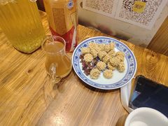 -乡土特色.冷锅鱼.牦牛肉汤锅