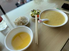 -闫家驴肉老店(华电一校店)