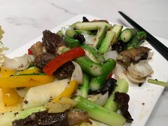 -匠心牛公馆·潮汕牛肉海鲜火锅(索菲特店)