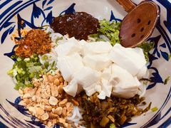 -蜗牛小馆醉乡民谣云南菜(惠新西里店)