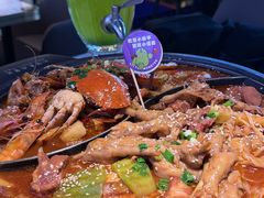 -徐记小怪兽肉蟹煲店(哈西万达金街店)