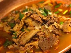 -云海肴·汽锅鸡·云南菜(天山百盛优客店)