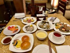 -松山湖凯悦酒店·Café自助餐厅·周末火舞秀表演