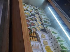 -锤头鲨毛肚海鲜烤肉自助餐厅(国购广场店)