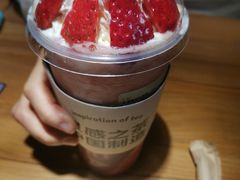 -喜茶(北京华贸购物中心店)