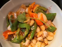 -大头虾越式风味餐厅(光明广场店)