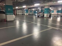 -龙湖虹桥天街-停车场