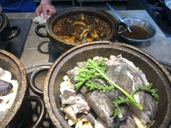 鲽鱼头-海派美食·家宴海鲜青岛菜·石锅鲽鱼头(东方城店)