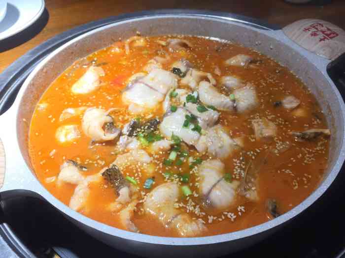 土房子怪味鱼(商英街店)-"来土房子吃了很多次了.每次都安利朋友和同.