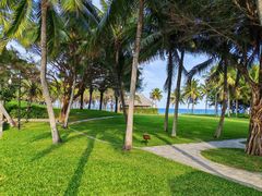 -海南清水湾莱佛士酒店