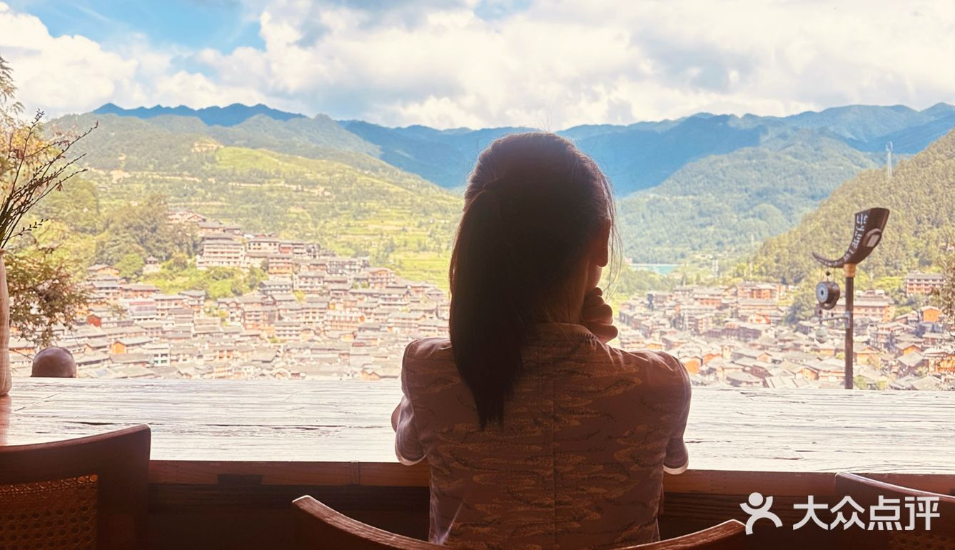 贵州游Day2｜在七封信享苗寨观景下午茶☕️