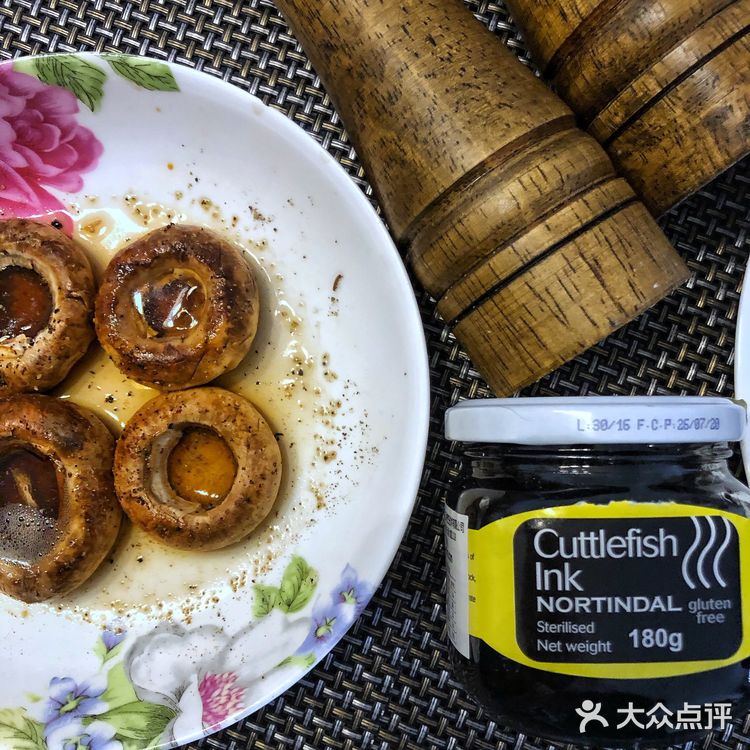 西班牙墨鱼汁饭+烤蘑菇