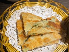葱花饼-胖哥俩肉蟹煲(石家庄长安万达店)