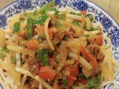 -耶里夏丽·新疆菜·28年喀什老馆(田林东路店)