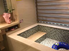 -兴芮温泉度假区