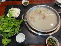 -老来福·非遗酸汤兔(凯旋路店)
