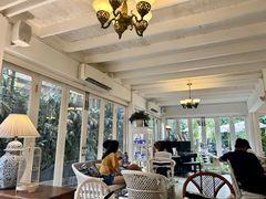 -Fern Forest Cafe