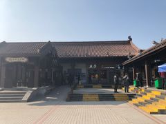 -慈城服务区-停车场