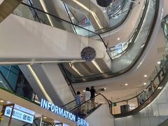 -王府井百货(中州中路店)