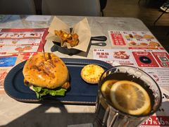 -必胜客(桂林中山店)
