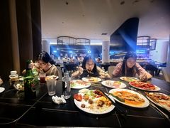 -涨巢·潮玩水疗局