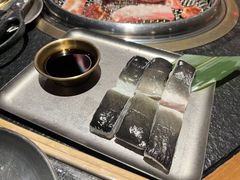 -何发发和牛烧肉·鳗鱼榴莲放题自助(乐峰广场店)