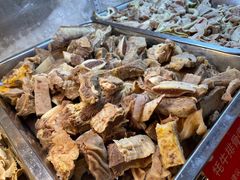 -金鼎雪山牦牛杂火锅(理县总店)