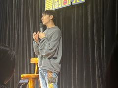 -喜剧部落脱口秀(三里屯店)