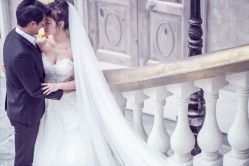 欧美时尚-巴黎婚纱摄影工作室