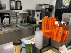 -沪上阿姨·臻选茶饮(上海环球港店)