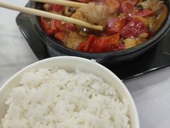 -杨铭宇黄焖鸡米饭(光谷APP广场店)