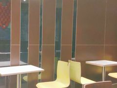 -麦当劳(呼市新华东街店)