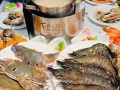 -领鲜活海鲜榴莲自助火锅(东门店)