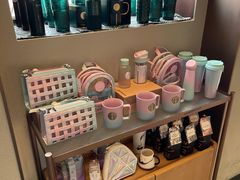 零售区-星巴克臻选(北京前门大街店)