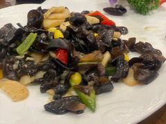 韶关马蹄炒木耳-园林美食城·本土农家菜(杨和镇店)