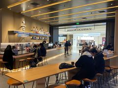 -星巴克臻选(上海合生汇1F店)