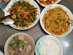 -爱的果实月嫂育婴师(世纪东方店)